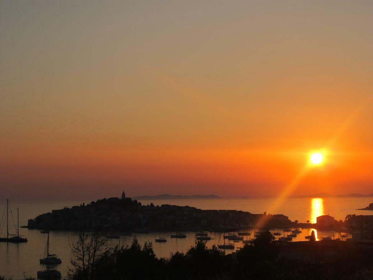 Apartment Santa Marina Primošten Екстериор снимка
