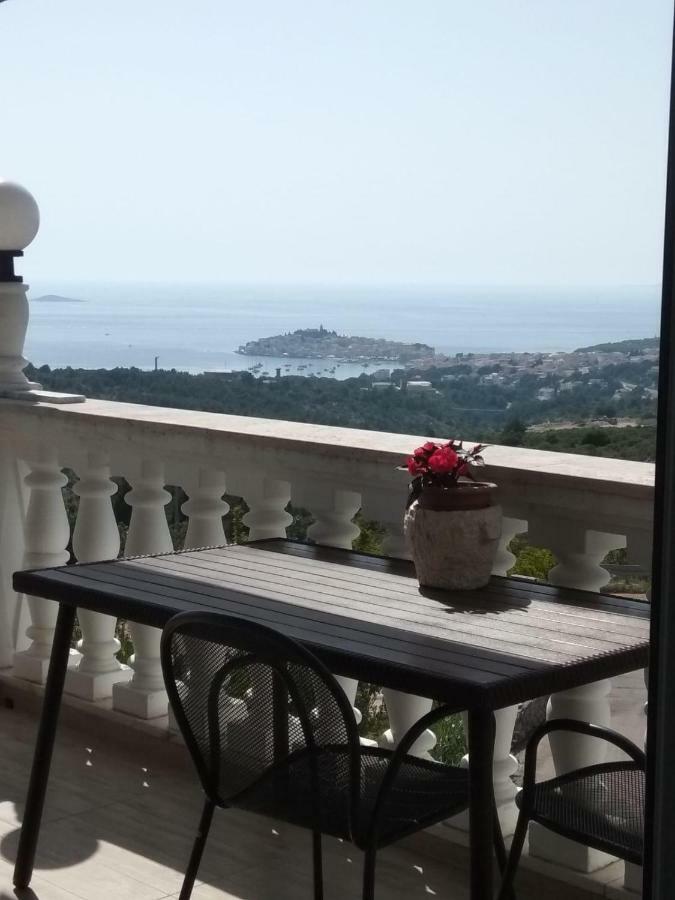 Apartment Santa Marina Primošten Екстериор снимка