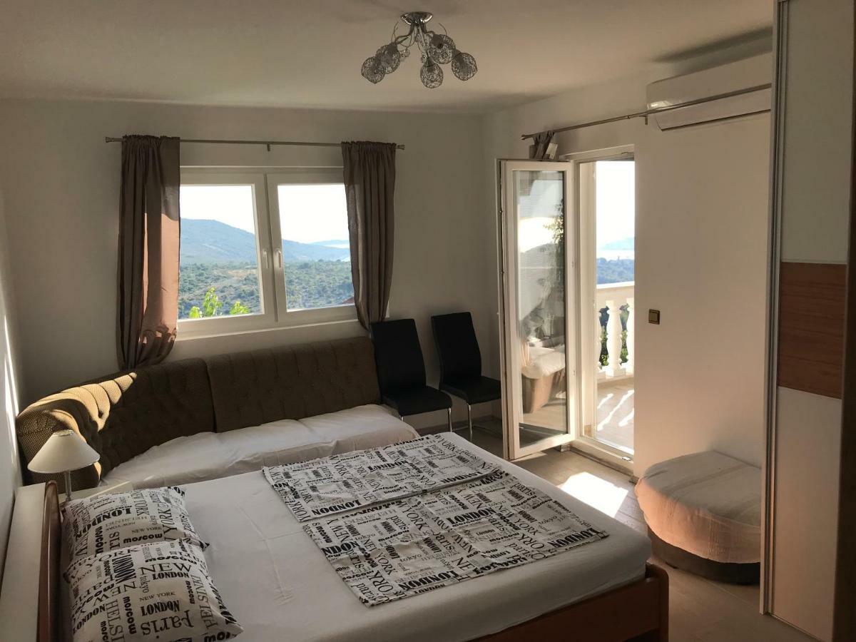 Apartment Santa Marina Primošten Екстериор снимка
