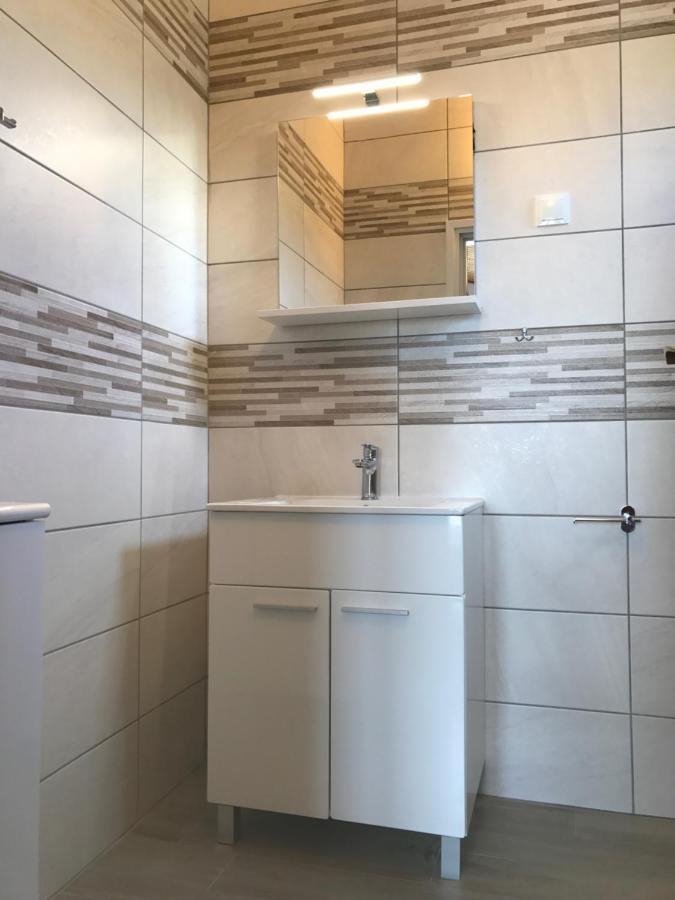 Apartment Santa Marina Primošten Екстериор снимка